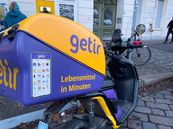 베를린 2021 Getir Deliver Scooter 터키의 회사는 식품의 수요에 서비스를 — 스톡 사진