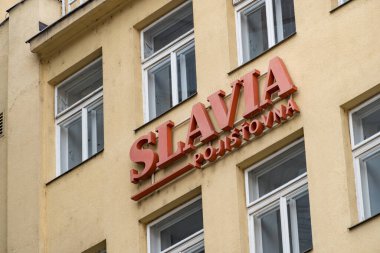 Prag, Çek Cumhuriyeti - 25 Temmuz 2020: Slavia Pojistovna, Çek sigorta şirketi