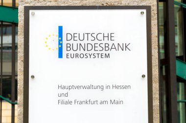 Frankfurt am Main, Almanya - 27 Haziran 2020: Deutsche Bundesbank Eurosystem Plaketi, Almanya Merkez Bankası