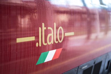 Bolzano, İtalya - 21 Temmuz 2023: İtalyan yüksek hızlı treni