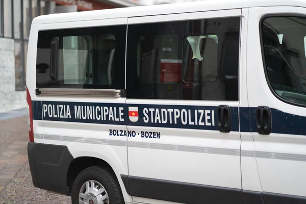 Bolzano Itália Julho 2023 Van Polícia Por Polizia Municipale Stadtpolizei — Fotografia de Stock
