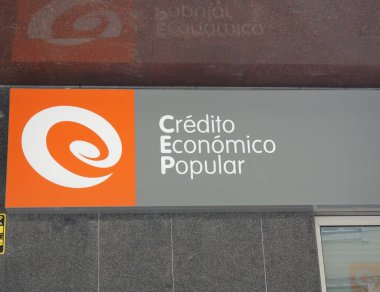 Lizbon, Portekiz - 26 Mayıs 2024: CEP 'nin imzası - Credito Economico Popüler Bankası ve Kredi Ajansı