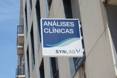 Lizbon, Portekiz - 26 Mayıs 2024: SYNLAB Lisboa Analises Kliniği, Lizbon, Portekiz 'deki klinik analiz laboratuvarı