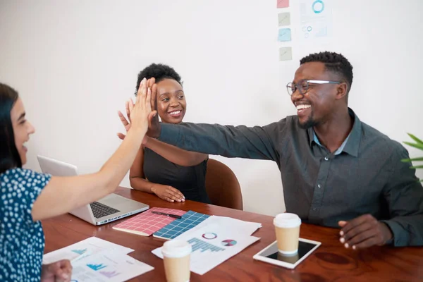 Diverse Team Give Each Other High Five Boardroom Meeting Celebrate — Stockfoto