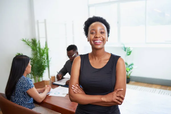 Portrait Smiling Young Black Business Woman Arms Folded Boardroom High — Stock Fotó