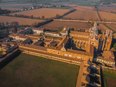 Certosa di Pavia (Gratiarum Carthusia, Santa Maria delle Grazie Manastırı - Sec. XIV), İtalya, Pavia Aerial view.