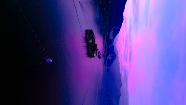 Belo Pôr Sol Rosa Lago Maggiore Itália Vídeo Vertical Drone — Vídeo de Stock