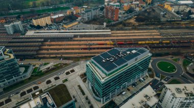 Hava manzaralı Santa Giulia, Milan, İtalya 3.01.2023 Rogoredo ve Talledo bölgeleri arasında, Milano 'nun güneydoğu eteklerindeki yerleşim alanı. 