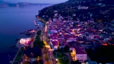 Stresa, Maggiore Gölü, İtalya 'nın insansız hava aracının gece görüntüleri..