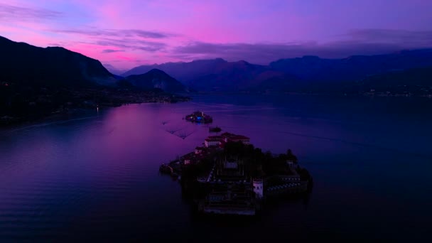 Piękny Różowy Zachód Słońca Nad Jeziorem Maggiore Widok Lotu Ptaka — Wideo stockowe