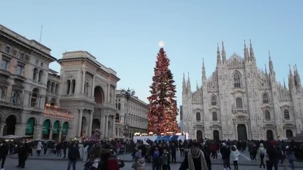 Natale Capodanno Milano Piazza Duomo Duoma Strade Piene Turisti Iperlasso — Video Stock