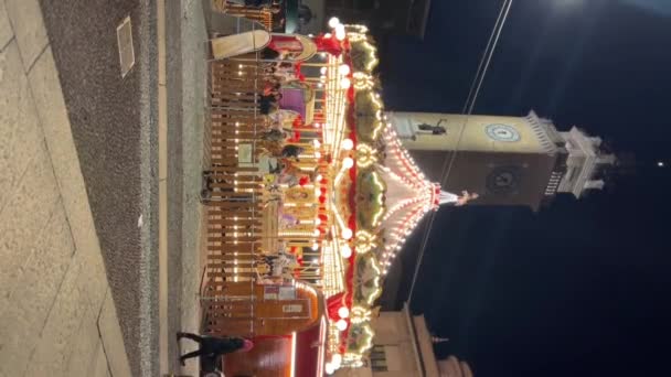 Рождественская Атмосфера Бергамо Ломбардия Италия 2023 Городские Улицы Украшены Рождество — стоковое видео