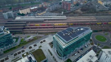 Santa Giulia, İtalya 'nın Milano kentinde Rogoredo ve Talledo bölgeleri arasında yer alan bir yerleşim yeridir. İtalya, Lombardiya, Milan 8.01.2024. Yüksek kalite 4k görüntü