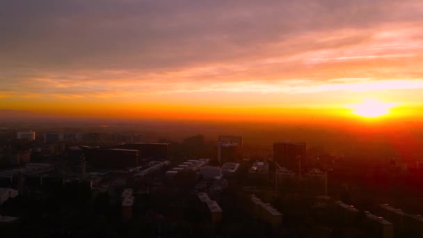 Аерофотозйомка Сан Донато Міланезе Рожевий Захід Сонця Магія Захоплюючий Вид — стокове відео