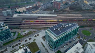 Santa Giulia, İtalya 'nın Milano kentinde Rogoredo ve Talledo bölgeleri arasında yer alan bir yerleşim yeridir. İtalya, Lombardiya, Milan 8.01.2024. Yüksek kalite 4k görüntü