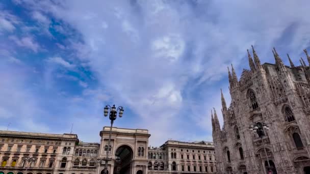 Kathedraal Van Milaan Monument Voor Victor Emmanuel Piazza Del Duomo — Stockvideo