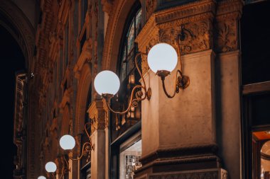 Milano 'daki Galleria Vittorio Emanuele II 