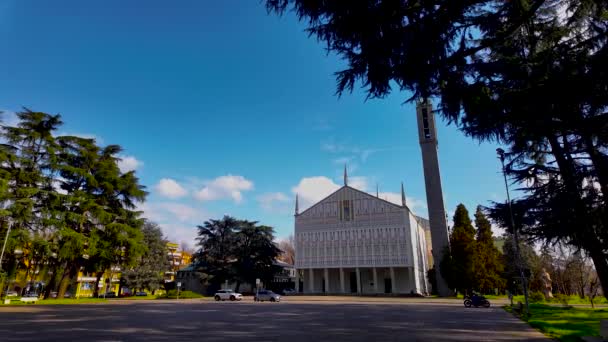 Vue Place Ville Église Catholique Milan Paroisse Santa Barbara San — Video