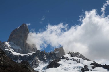 Patagonya 'nın güneyindeki Arjantin' in güzel dağları