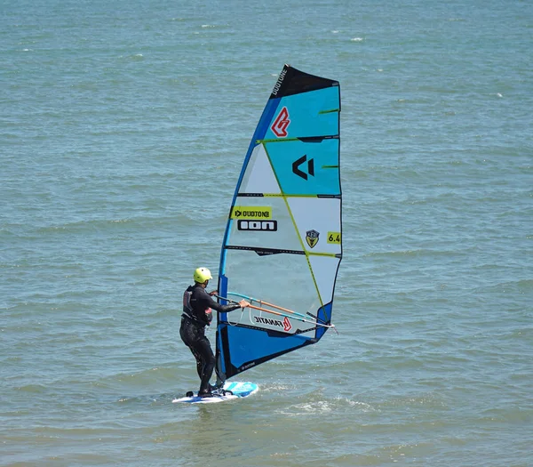 Felixstowe Sufffolk Inglaterra Junio 2023 Windsurf Mar Girando — Foto de Stock