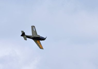 ICKwell, BEDFORDSHIRE, İngiltere - 02 Temmuz 2023: Klasik Kuzey Amerika L-17A Navion uçağı.