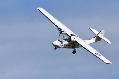 ICKwell, BEDFORDSHIRE, İngiltere - Eylül 06, 2020: Vintage PBY-5A Catalina Miss Pick (G-PBYA) Uçuş Gemisi.
