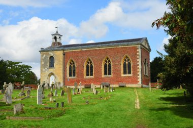 ARRINGTON, CAMBRIDGESHIRE, İngiltere - Eylül 02, 2023: Wimpole Cambridgeshire İngiltere Kilisesi