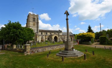 Barrington Kilisesi ve Cambridgeshire Anıtı İngiltere