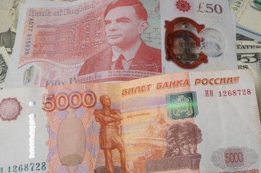 Rus rublesi İngiliz parası.