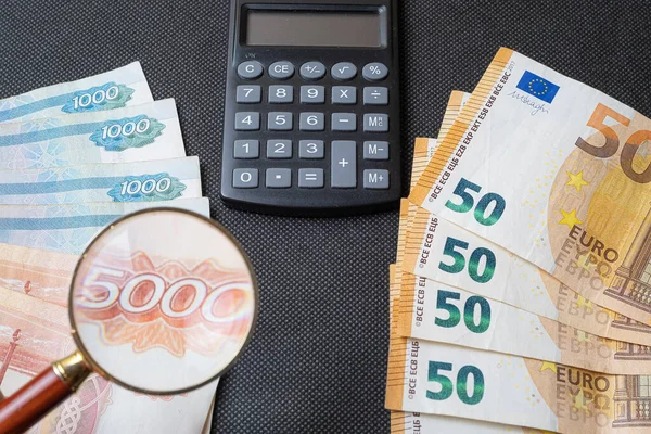 Рубль Євро Чорному Тлі Калькулятор Збільшувач — стокове фото