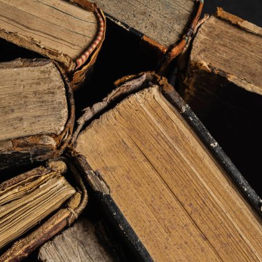 Eski kitaplar, eski el yazmalarının koleksiyonu.,