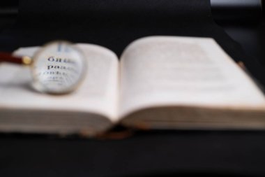 Eski kitaplar, eski el yazmalarının koleksiyonu.,