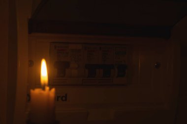 Mum ve elektrik düğmeleri, elektrik kesintisi, elektrik kesintisi.