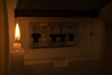 Mum ve elektrik düğmeleri, elektrik kesintisi, elektrik kesintisi.