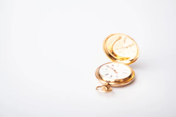 Карманные Часы Винтажного Золота Изолированные Белом Фоне — стоковое фото
