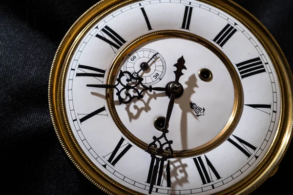Vintage Clock Hands Close View Clock Face Historical Watches Golden — Foto de Stock