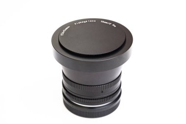 05/02/2023. Ukrayna Lviv.Manuel lens ttartisan 7.5 mm f2 balık gözü.