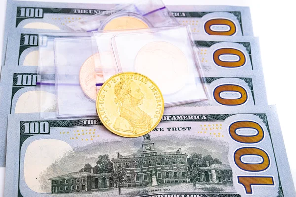 Quatro Ducados Austríacos Dólares Americanos Investimentos Moedas Investimento Conceito Comprar — Fotografia de Stock