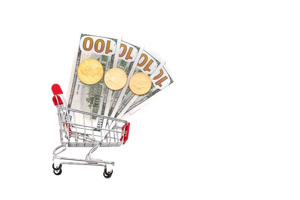 Winkelwagen Trolley Wielen Met Gouden Munten Papieren Dollars Een Witte — Stockfoto