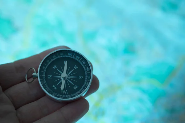 Kompas Tle Mapy Koncepcja Podróży Planowanie Trasy Znaleźć Swój Kierunek — Zdjęcie stockowe