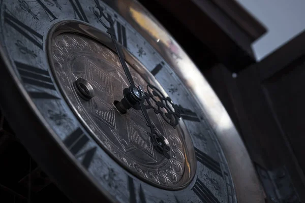 Old Wooden Clock Pendulum Hanging Wall — Zdjęcie stockowe
