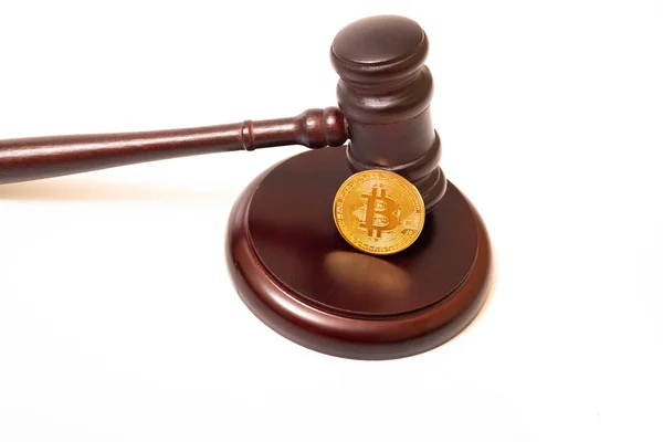 Domarens Klubba Och Bitcoin Mynt Begreppet Olaglig Rörlighet För Utländsk — Stockfoto