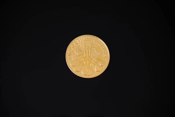 Filarmônica Viena Euro Moeda Ouro Sobre Fundo Preto — Fotografia de Stock