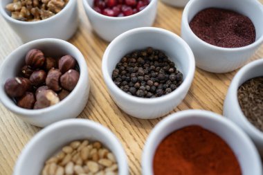 biberli baharat koleksiyonu chilli, fındıklı, kepekli, kimyonlu, biberli ve diğer