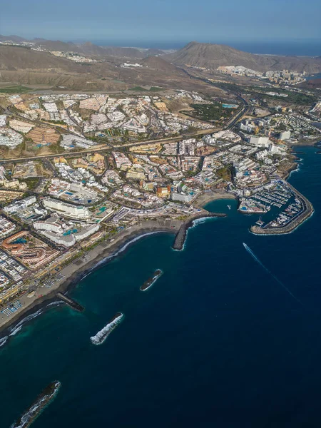 Okyanus Kıyıları Oteller Oteller Yatlar Tekneler Liman Costa Adeje Tenerife — Stok fotoğraf
