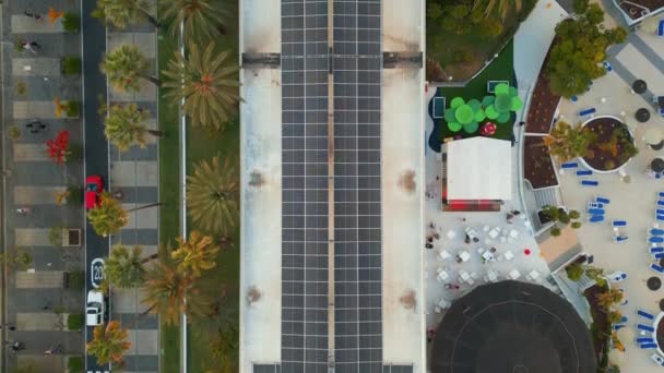 Granja Paneles Solares Azotea Del Hotel Resort Casa Edificio Residencial — Vídeo de stock