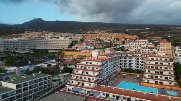 Luxe Hotels Resorts Van Puerto Santiago Bergen Tenerife Canarische Eilanden — Stockvideo