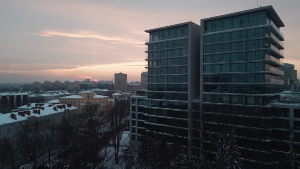 Modern Lakóépület Üvegpanorámás Ablakokkal Antik Felülnézet Belvárosi Kerület Lublin Lengyelország — Stock videók