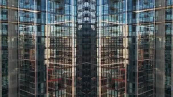 Doppelbelichtung Und Spiegeleffekt Moderner Hochhaus Gebäude Symmetrie Glas Und Metall — Stockvideo