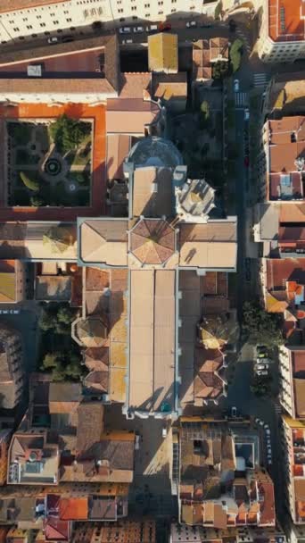 Cristiandad Religiosa Forma Cruz Catedral Acogedoras Calles Con Arquitectura Antigua — Vídeos de Stock